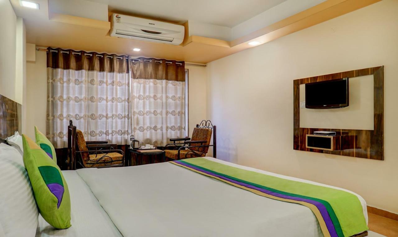 Mountview Resort & Spa Лонавала Экстерьер фото