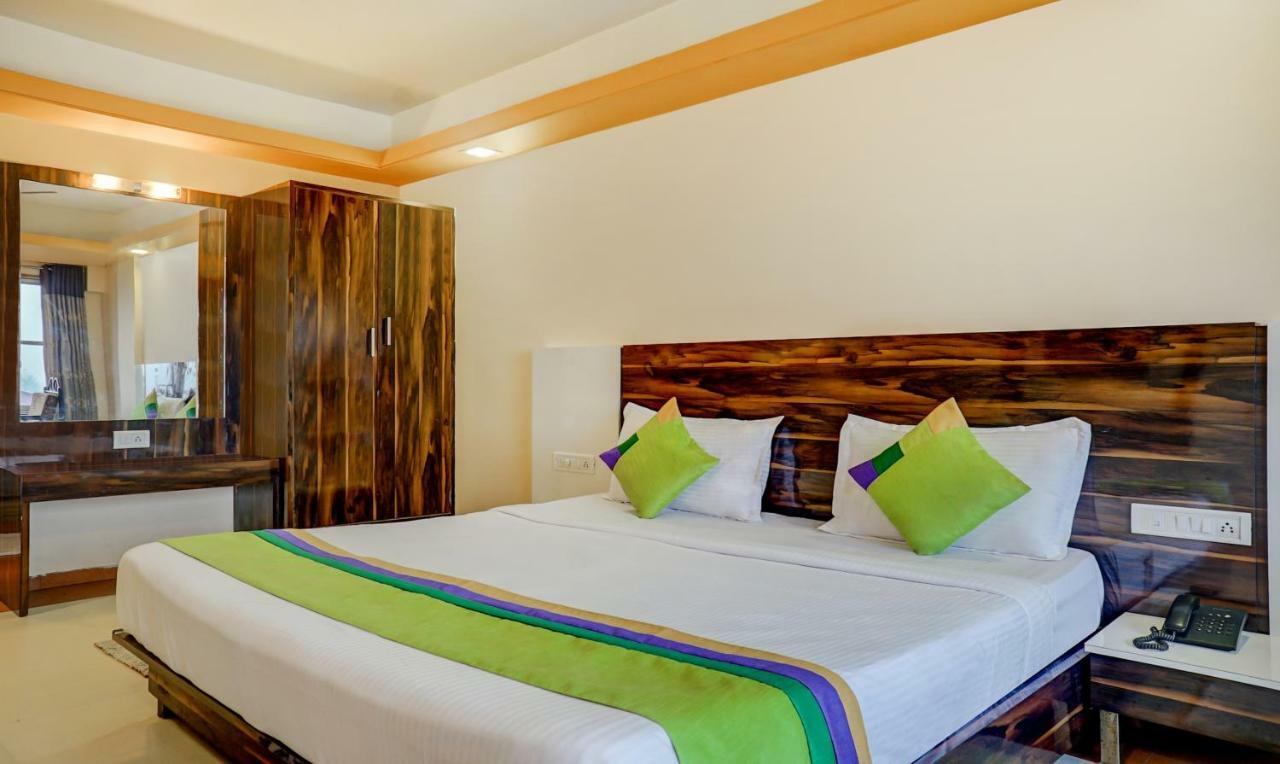 Mountview Resort & Spa Лонавала Экстерьер фото